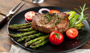 Steak and veggies